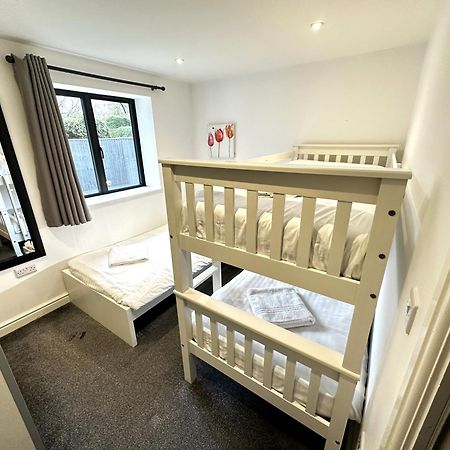 Maisy Lodge - Two Bed Lux Flat - Parking, Netflix, Wifi - Close To Blenheim Palace & Oxford - F2 Kidlington Εξωτερικό φωτογραφία
