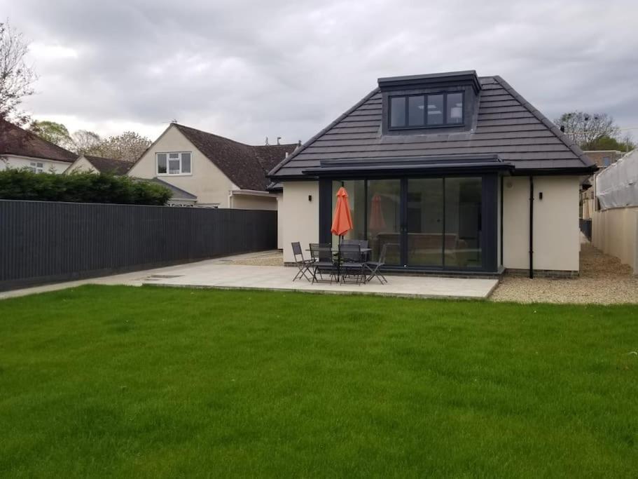 Maisy Lodge - Two Bed Lux Flat - Parking, Netflix, Wifi - Close To Blenheim Palace & Oxford - F2 Kidlington Εξωτερικό φωτογραφία