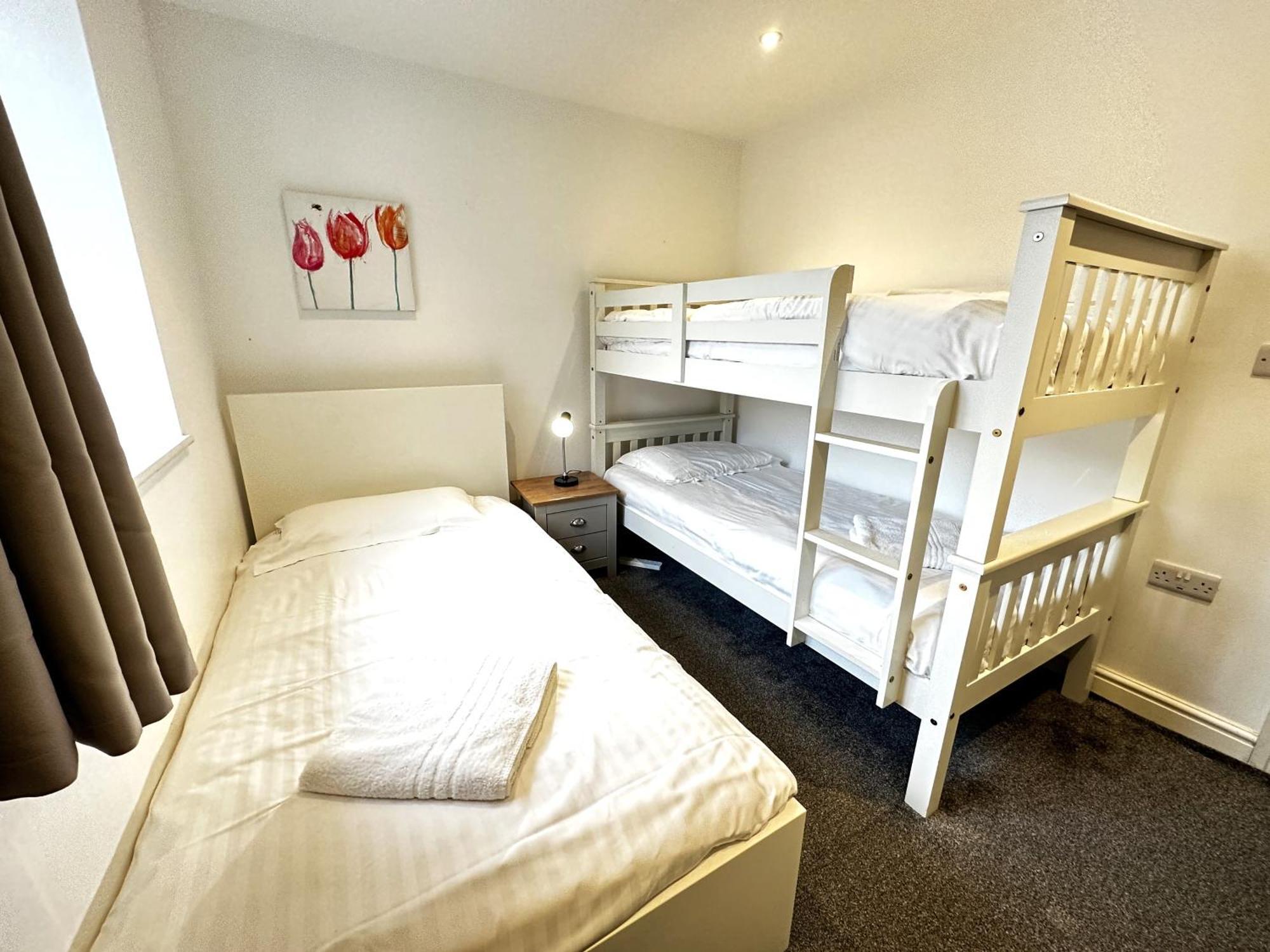 Maisy Lodge - Two Bed Lux Flat - Parking, Netflix, Wifi - Close To Blenheim Palace & Oxford - F2 Kidlington Εξωτερικό φωτογραφία